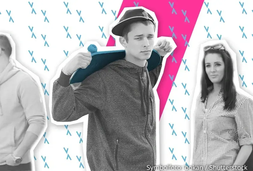 M&auml;dchen und Junge, der ein Skateboard tr&auml;gt. 