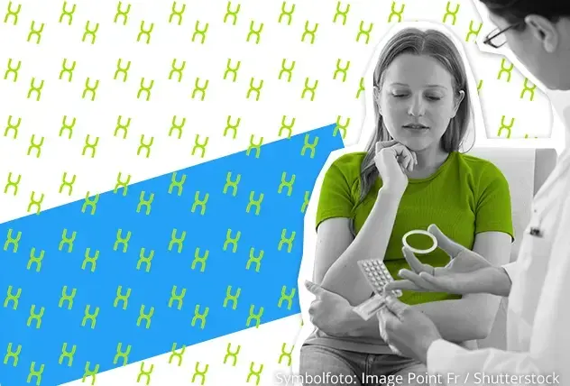 Frauenarzt zeigt M&auml;dchen verschiedene Verh&uuml;tungsmittel 