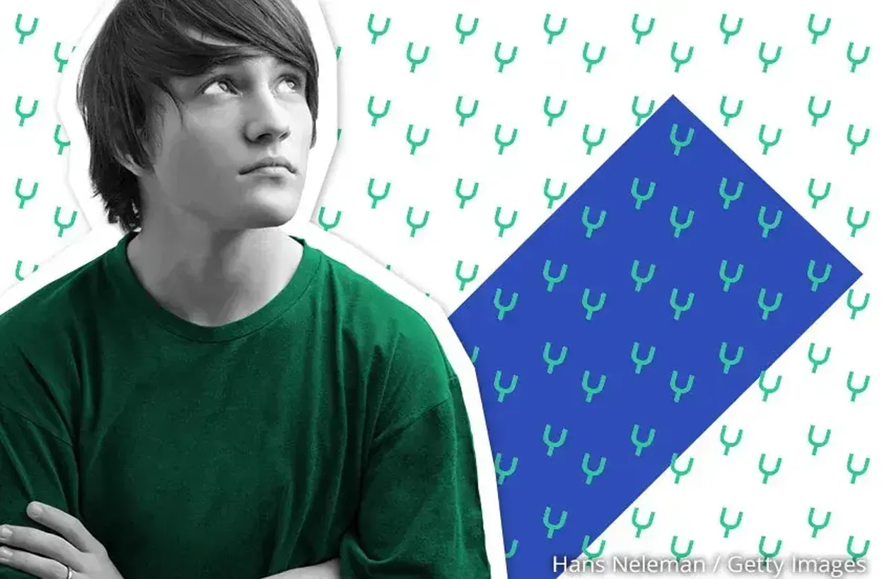 Eine Person schaut fragend nach oben